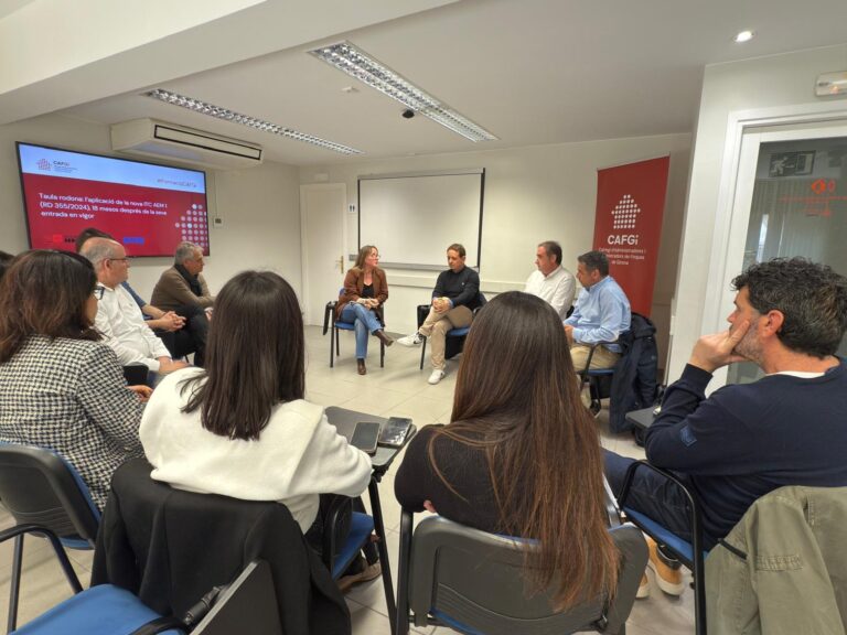 Analitzem l’aplicació de la nova ITC AEM 1 en una taula rodona amb representants d’Ascensors Serra, Eninter i OTIS, experts en el sector i empreses patrocinadores del CAFGi